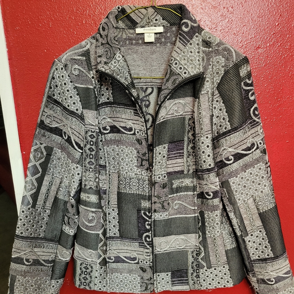 Dress Barn Size Small Jacket with side slit pockets